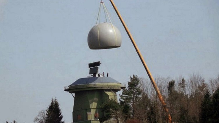 604ACWFreisingDE_Recent_radome-replacement.jpg